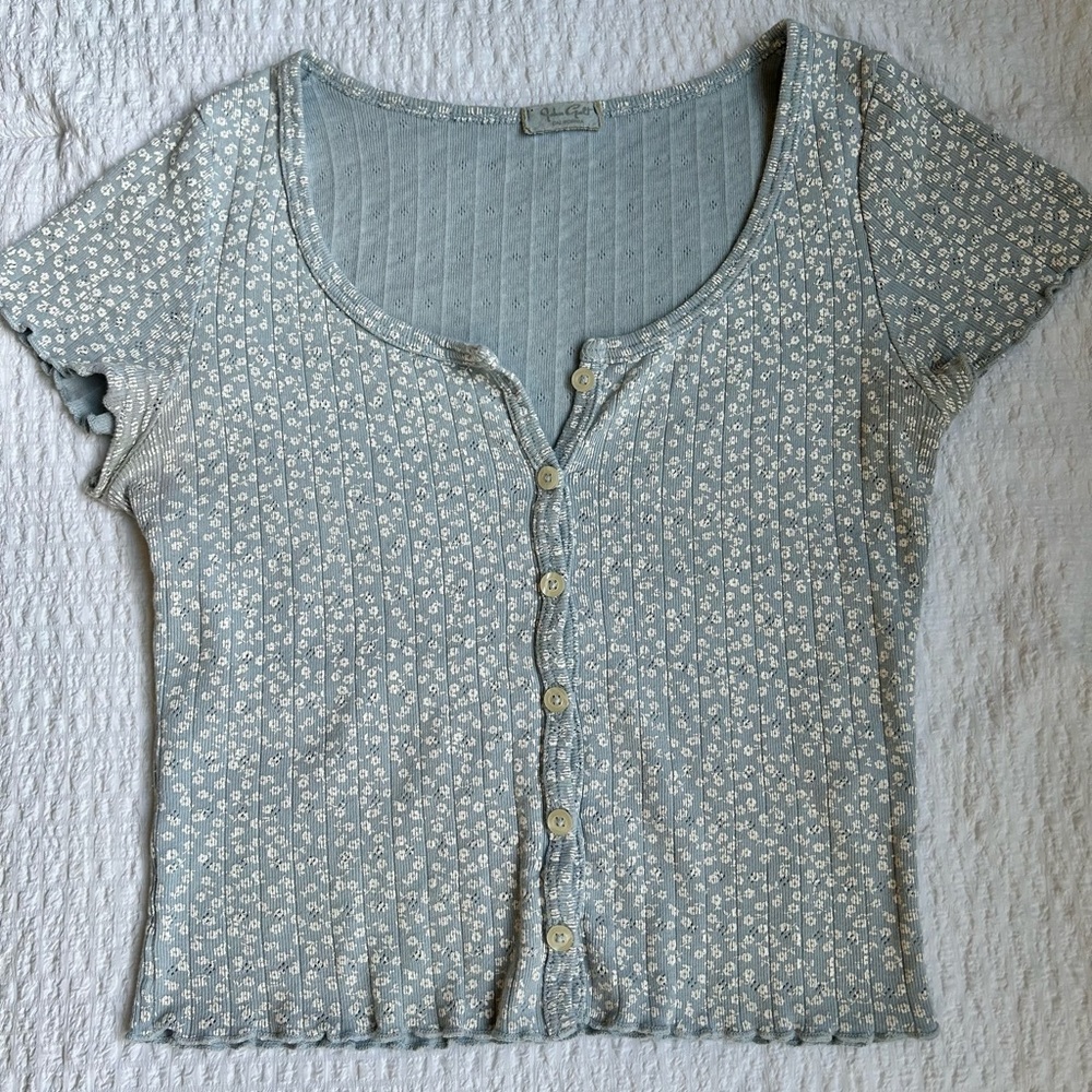 brandy melville blue floral zelly shirt